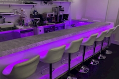 Girls bar Montre Renee・モントレールネ - 北千住のガールズバー 店舗写真