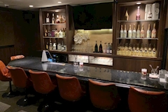 スナックFleurir・フルリール - 佐世保市・本島町のスナック 店舗写真