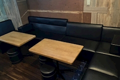 ヨナきゃん・ヨナキャン - ミナミのスナック 店舗写真