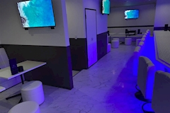 GirlsBar Honey Bee・ガールズバーハニービー - 日田市・隈のガールズバー 店舗写真