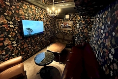 B4 上野店・ビーフォー - 上野・湯島のガールズバー 店舗写真