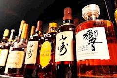 CLUB VeryVery・ベリーベリー - 十三のラウンジ/クラブ 店舗写真