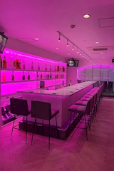 THE BUNNY HOUSE 和歌山店・バニーハウス - 新内(アロチ)のガールズバー 店舗写真