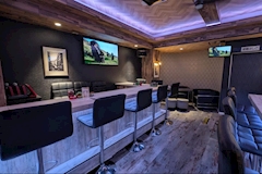 BAR LOUNGE VILLA・ヴィラ - 亀戸(東口)のガールズバー 店舗写真