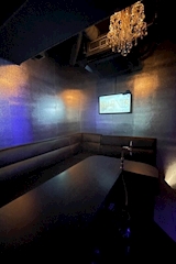 Girl's bar Lily・リリー - 下北沢のガールズバー 店舗写真