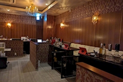 Girls Bar AHKAH’s 刈谷店・アーカーズ - 刈谷のガールズバー 店舗写真