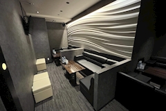 girls lounge fama・ファーマ - 梅田のスナック 店舗写真