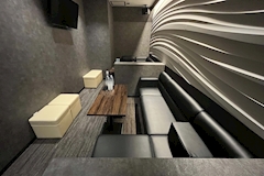 girls lounge fama・ファーマ - 梅田のスナック 店舗写真