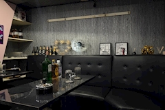 Y.T.K・ワイティーケー - 阿佐ヶ谷のガールズバー 店舗写真