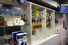 Y.T.K・ワイティーケー - 阿佐ヶ谷のガールズバー 店舗写真