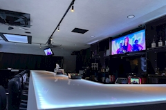 Girl's Bar HANGOVER 柏駅西口店・ハングオーバー カシワエキニシグチテン - 柏駅 西口のガールズバー 店舗写真