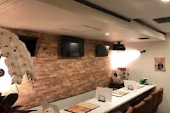 Girls-iLand-・ガールズアイランド - 上野のガールズバー 店舗写真