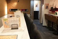 Girls-iLand-・ガールズアイランド - 上野のガールズバー 店舗写真