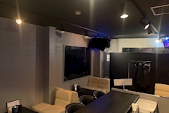 PHANTOM・ファントム - 石橋のガールズバー 店舗写真