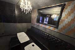 Bar CASSIS・カシス - 川越のガールズバー 店舗写真