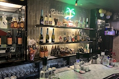 パラダイス - 小倉・鍛冶町のインターナショナルパブ 店舗写真