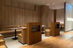 LOUNGE Re:pos・ルポ - 守山のキャバクラ 店舗写真