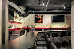 River・リバー - 三軒茶屋のガールズバー 店舗写真