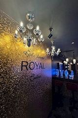 ROYAL couture・ロイヤルクチュール - 本厚木駅北口のガールズバー 店舗写真