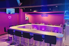 Girl’s Bar Lucy・ルーシー - 本厚木駅北口のガールズバー 店舗写真