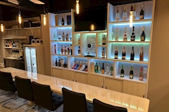 ぴゅあべりー - 梅田のガールズバー 店舗写真