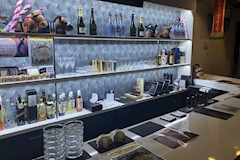 Bar g・ジー - 小倉・紺屋町のガールズバー 店舗写真