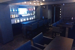 GIRLS BAR THREE・スリー - 巣鴨のガールズバー 店舗写真