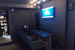 GIRLS BAR THREE・スリー - 巣鴨のガールズバー 店舗写真