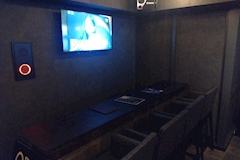 GIRLS BAR THREE・スリー - 巣鴨のガールズバー 店舗写真