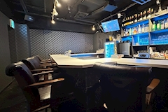 K3 Lounge・ケースリーラウンジ - 吉祥寺駅前のガールズバー 店舗写真