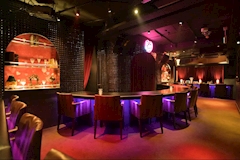 OSHIMO・オシモ - 渋谷のガールズバー 店舗写真