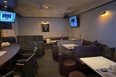 NUMBER_Y・ナンバーワイ - JR宇都宮のパブ/スナック 店舗写真