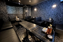 BUNNY'S・バニーズ - 関内のガールズバー 店舗写真