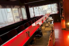 Public Bar BAMBI・バンビ - 神戸三宮のガールズバー 店舗写真