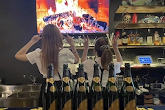 DEEPS・ディープス - 赤坂見附のガールズバー 店舗写真