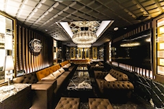 BARCELONA 桃李・バルセロナ トウリ - 中洲のキャバクラ 店舗写真