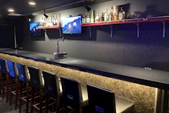 GIRL'S BAR LyCoris・リコリス - 吉祥寺駅前のガールズバー 店舗写真