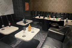 GIRL'S LOUNGE バニー - 綾瀬のガールズバー 店舗写真