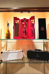 Lounge Reine・レーヌ - 青森市のラウンジ 店舗写真