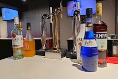 Maybe学園 盛岡校・メイビーガクエン - 盛岡のガールズバー 店舗写真