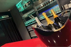 朝昼Girls Bar NEO 新宿店・ネオ - 歌舞伎町の朝・昼ガールズバー 店舗写真