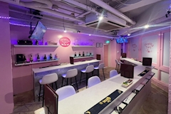 Cafe&Bar Pretty Tart・プリティタルト - 歌舞伎町のガールズバー 店舗写真