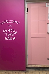 Cafe&Bar Pretty Tart・プリティタルト - 歌舞伎町のガールズバー 店舗写真