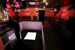 ハワイ - 上野のガールズバー 店舗写真