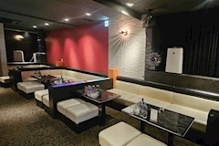 LOUNGE Fine・ファイン - 南越谷のクラブ/ラウンジ 店舗写真