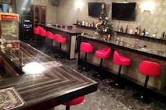 ダーツ&カラオケ&ガールズ Bar Penguin - 青砥のガールズバー 店舗写真