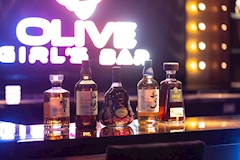 Girl's Bar OLIVE・ガールズバー オリーブ - 金沢片町のガールズバー 店舗写真