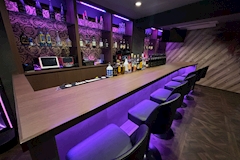 Girls Bar トヨナカノヨル - 豊中のガールズバー 店舗写真