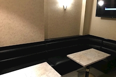 LITTLE BAR GODZILLA・リトルバーゴジラ - JR宇都宮のパブ/スナック 店舗写真