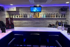 Cafe&Bar FLOWER・フラワー - 池袋東口のガールズバー 店舗写真